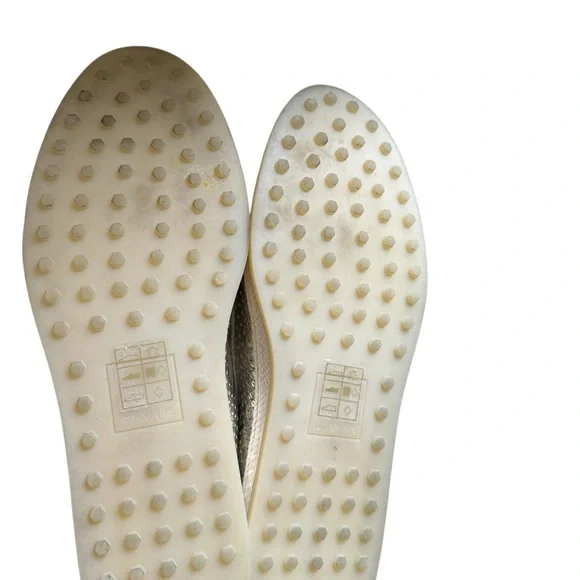 Dolce Vita Metallic‎ Gold Perforated Boat Shoes Loafers Casual Comfort - Picture 7 of 8